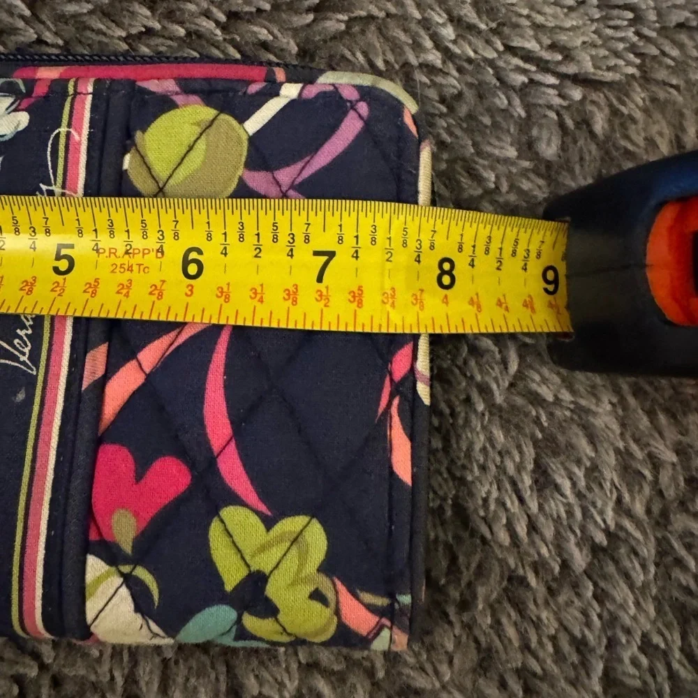 VERA BRADLEY Retired Ribbons Accordion Wallet - Picture 4 of 11